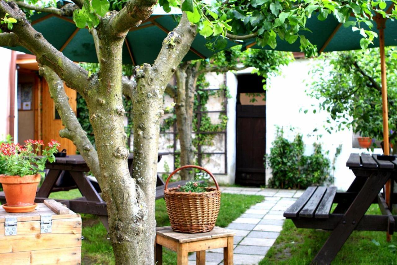 Hostel Havana Cesky Krumlov Exterior photo